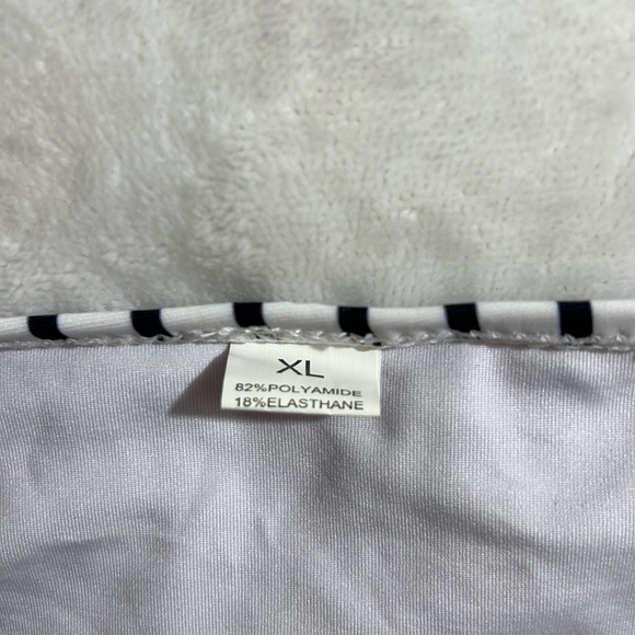 Cupshe Bikini Set - Picture 6 of 7